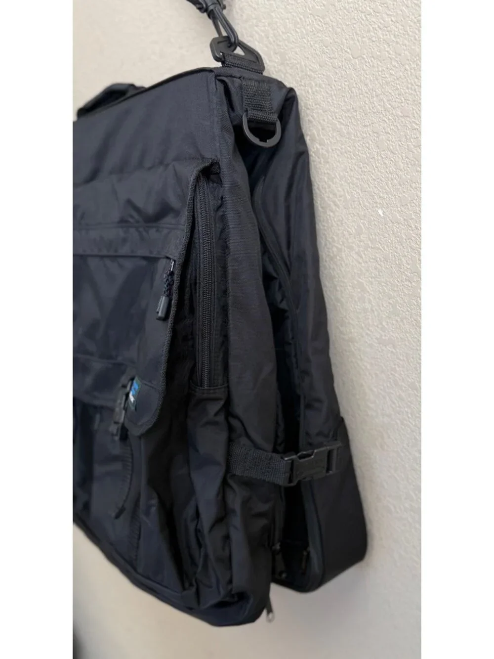 L.L. Bean Garment Travel Luggage Bag Shoulder Strap Black Style M541